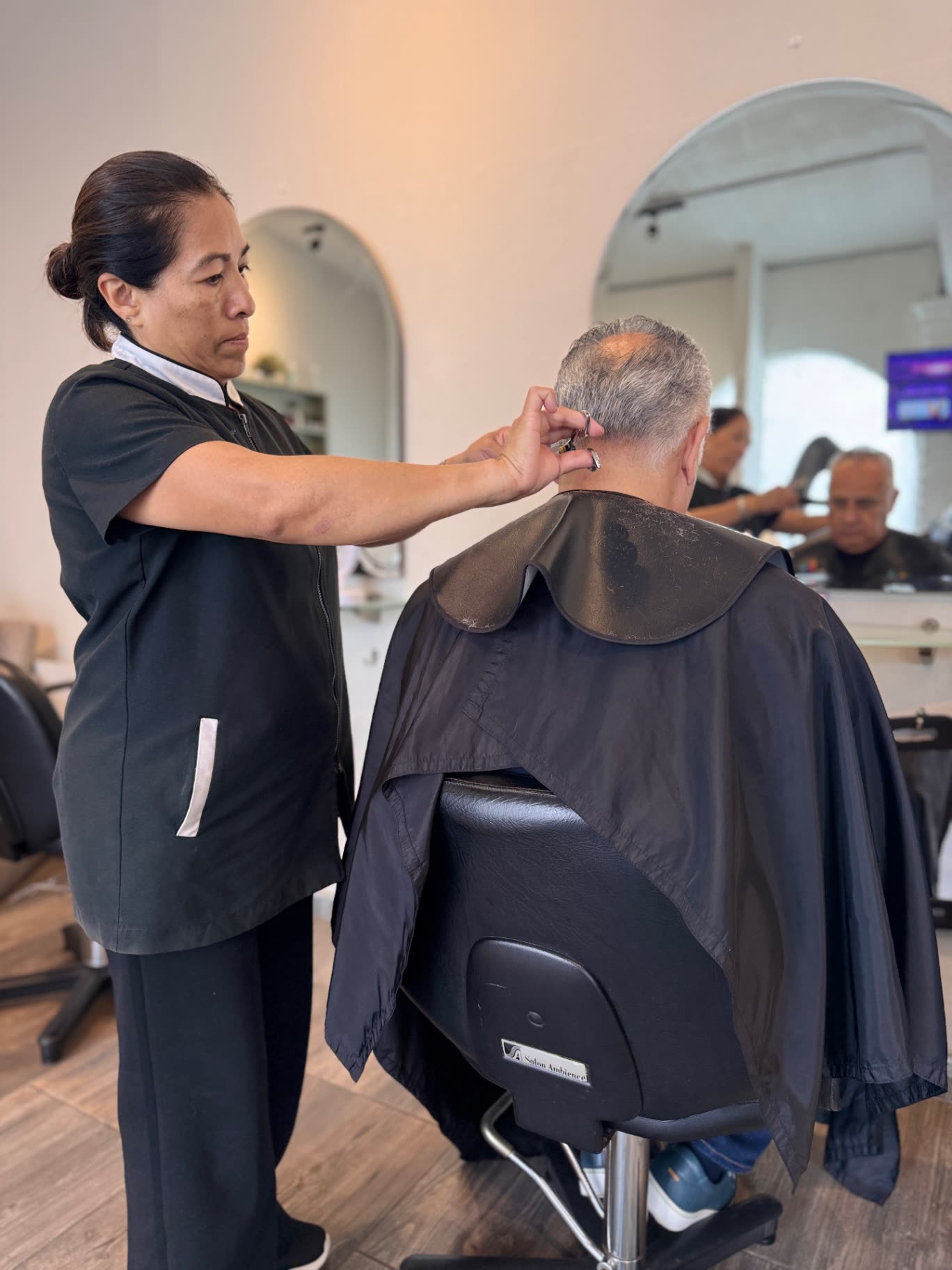 Corte caballero con tijera